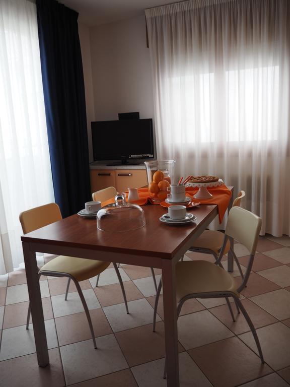 Family Apartments Residence Trieste Lido di Jesolo Ngoại thất bức ảnh